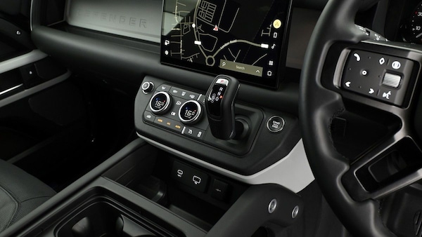 Used Land Rover Defender 90 2024 for sale - 74092956: Photo 5