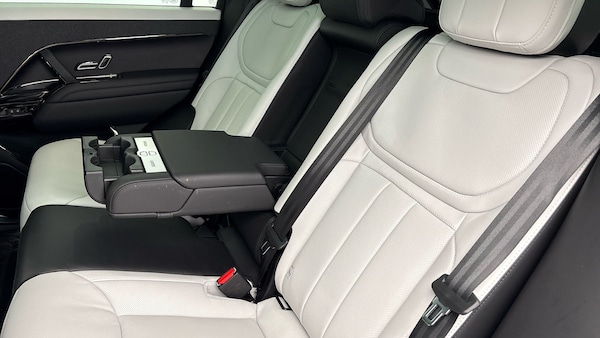 Used Land Rover Range Rover Sport 2024 for sale - 76256969: Photo 9