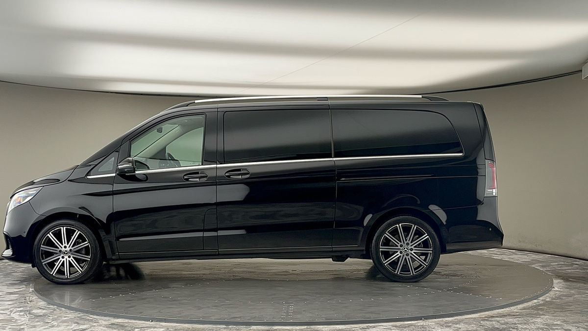 Used Mercedes-Benz V-Class 2024 for sale - 75778093: Photo 15