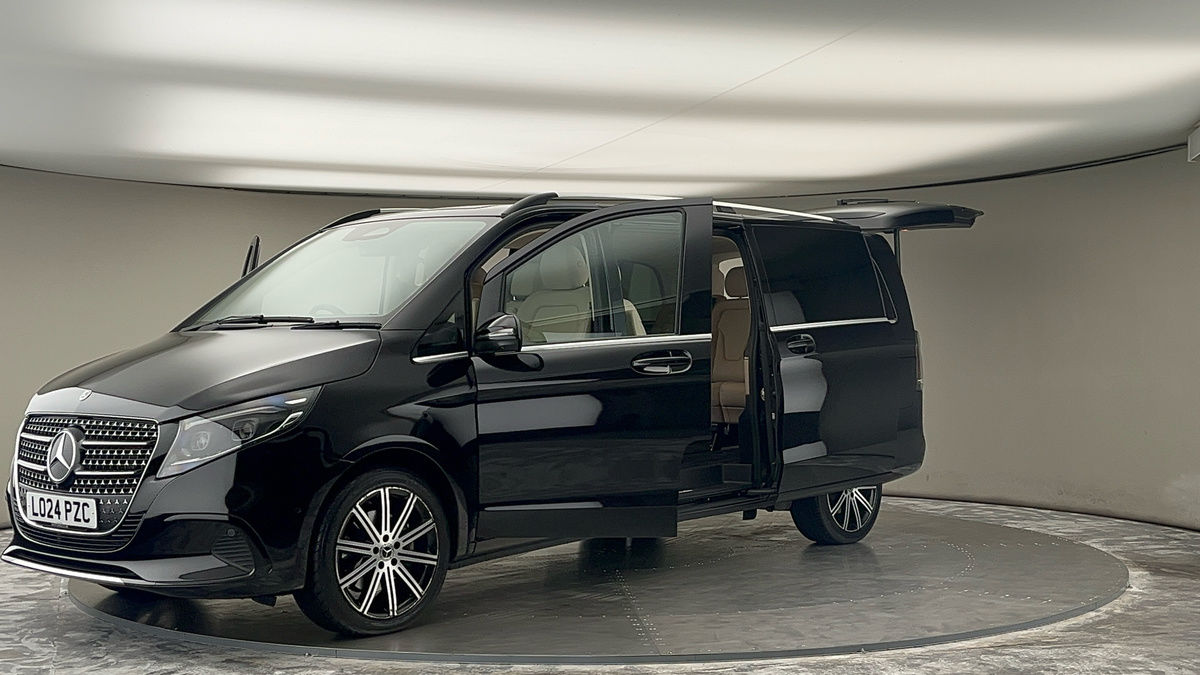 Used Mercedes-Benz V-Class 2024 for sale - 75778093: Photo 22