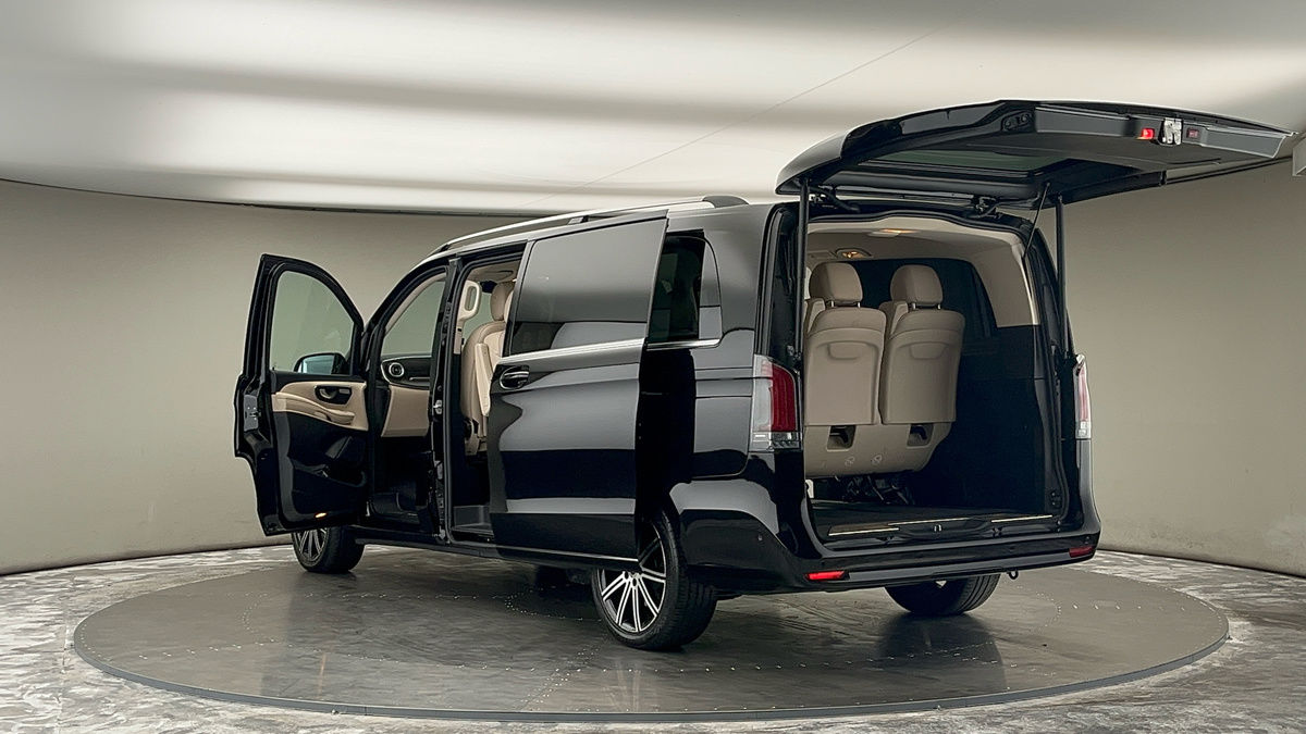 Used Mercedes-Benz V-Class 2024 for sale - 75778093: Photo 23