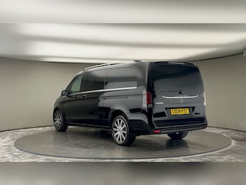 Used Mercedes-Benz V-Class 2024 for sale - 75778093: Photo