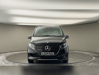 Used Mercedes-Benz V-Class 2024 for sale - 75778093: Photo