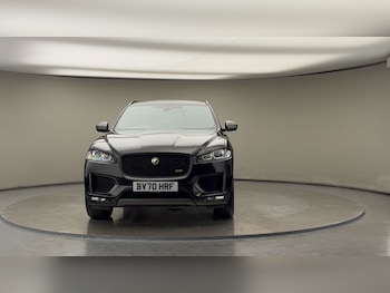 Used Jaguar F-Pace 2020 for sale - 76292340: Photo