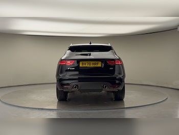 Used Jaguar F-Pace 2020 for sale - 76292340: Photo