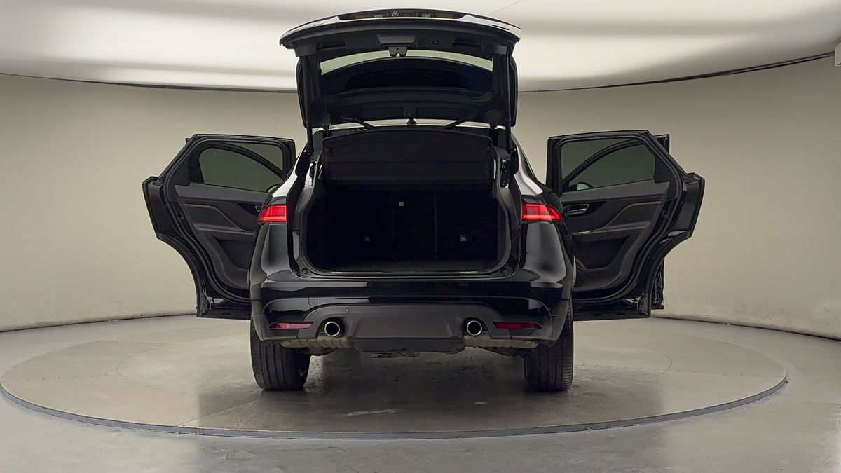 Used Jaguar F-Pace 2020 for sale - 76292340: Photo 64