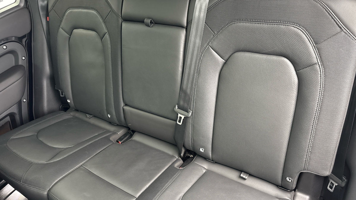 Used Land Rover Defender 110 2024 for sale - 76040259: Photo 15