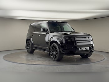 Used Land Rover Defender 110 2024 for sale - 76040259: Photo