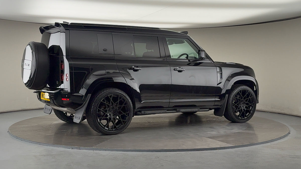 Used Land Rover Defender 110 2024 for sale - 76040259: Photo 81