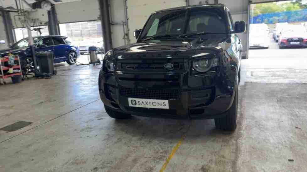 Used Land Rover Defender 110 2024 for sale - 76040259: Photo 82
