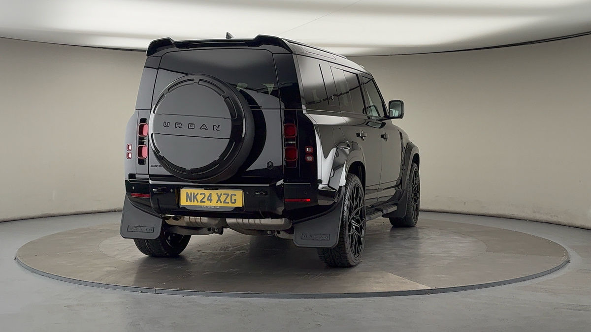 Used Land Rover Defender 110 2024 for sale - 76040259: Photo 85