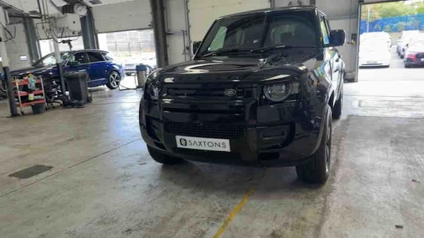 Used Land Rover Defender 110 2024 for sale - 76040259: Photo 86