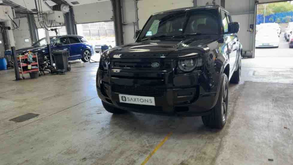 Used Land Rover Defender 110 2024 for sale - 76040259: Photo 90