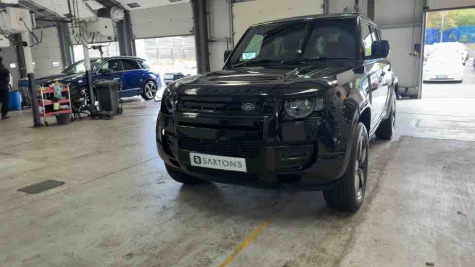 Used Land Rover Defender 110 2024 for sale - 76040259: Photo 92