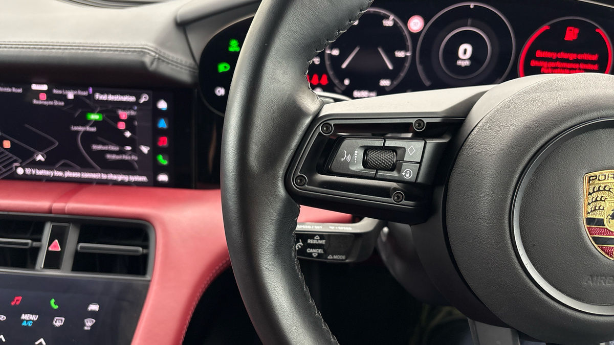 Used Porsche Taycan 2023 for sale - 76821415: Photo 13