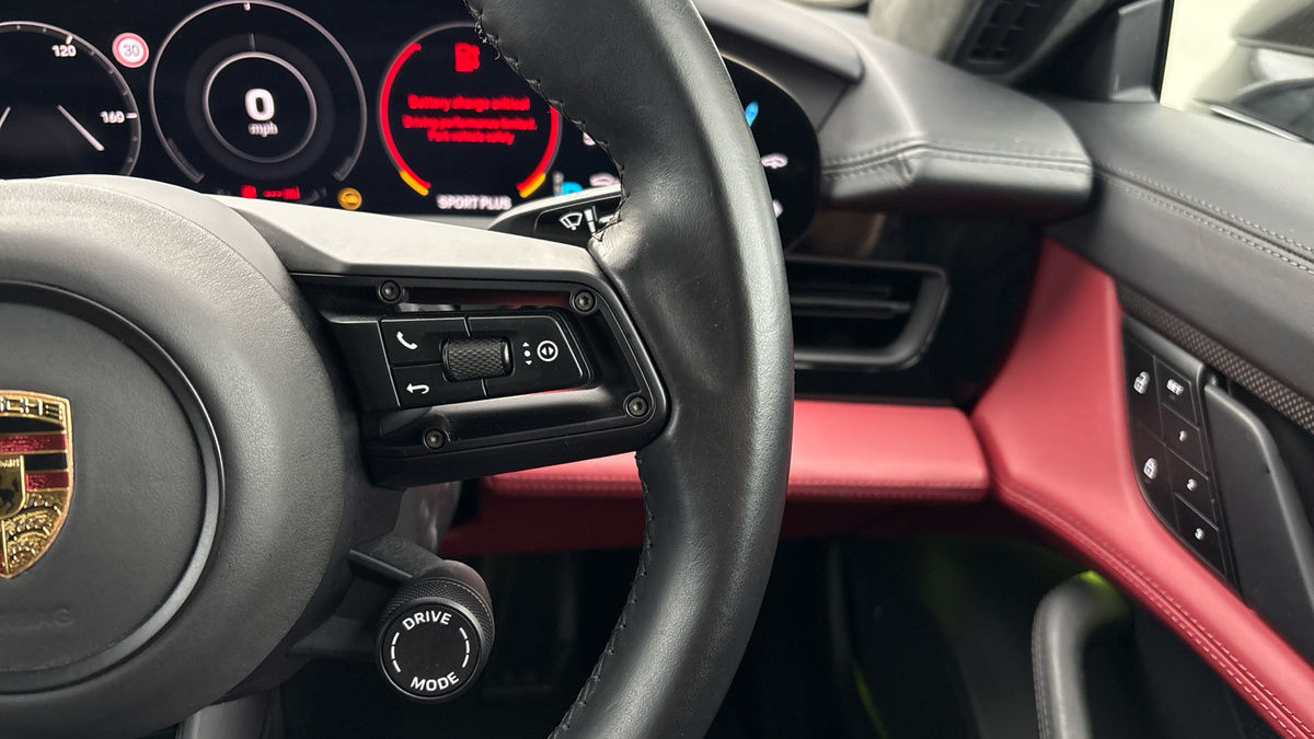 Used Porsche Taycan 2023 for sale - 76821415: Photo 14