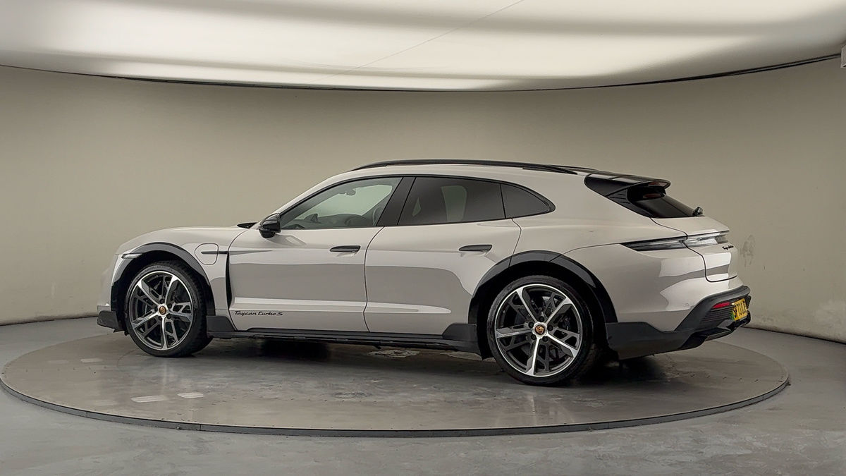 Used Porsche Taycan 2023 for sale - 76821415: Photo 31