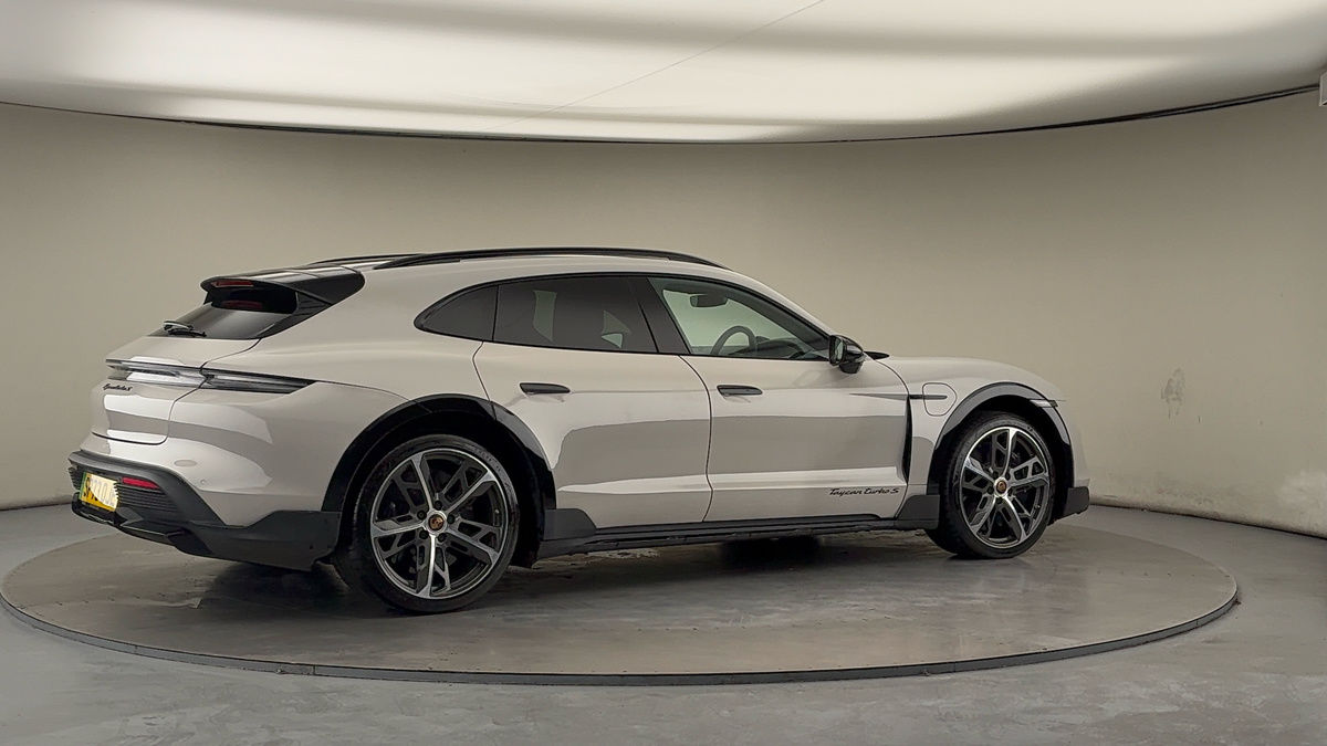 Used Porsche Taycan 2023 for sale - 76821415: Photo 43