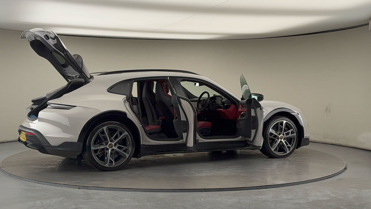 Used Porsche Taycan 2023 for sale - 76821415: Photo 62