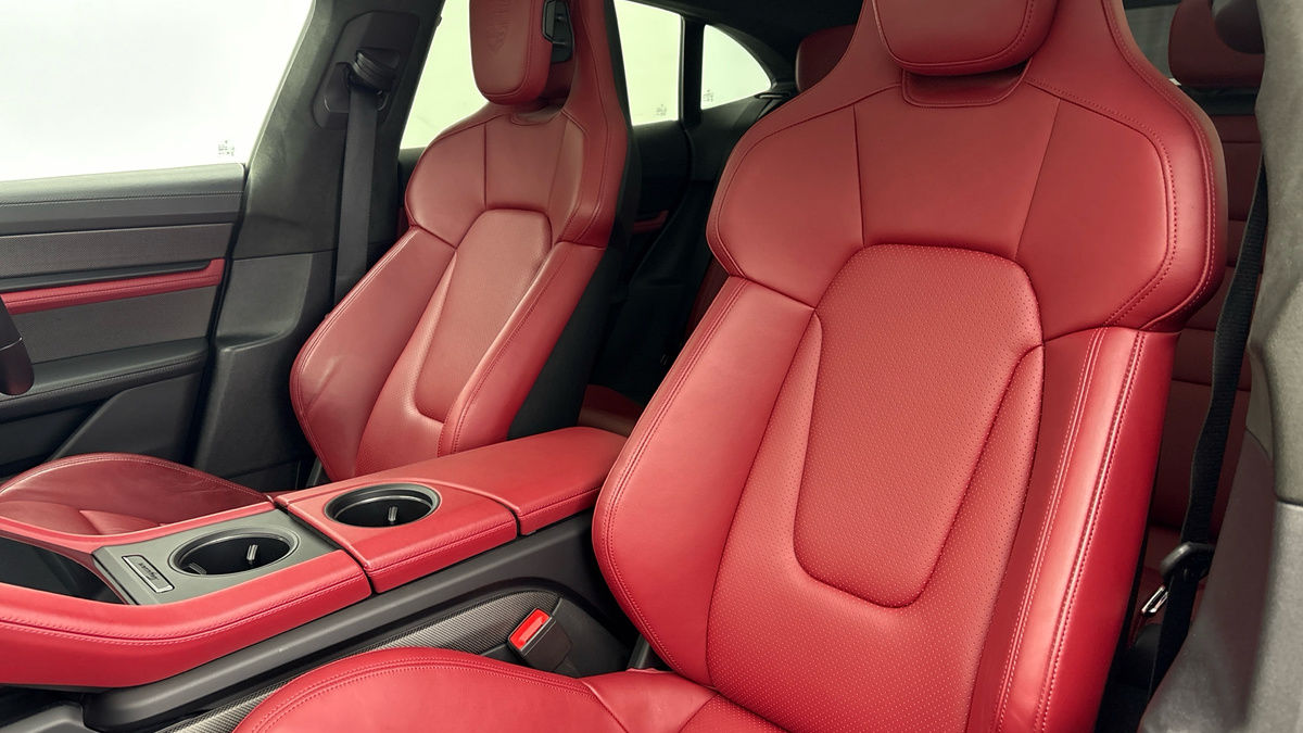 Used Porsche Taycan 2023 for sale - 76821415: Photo 7