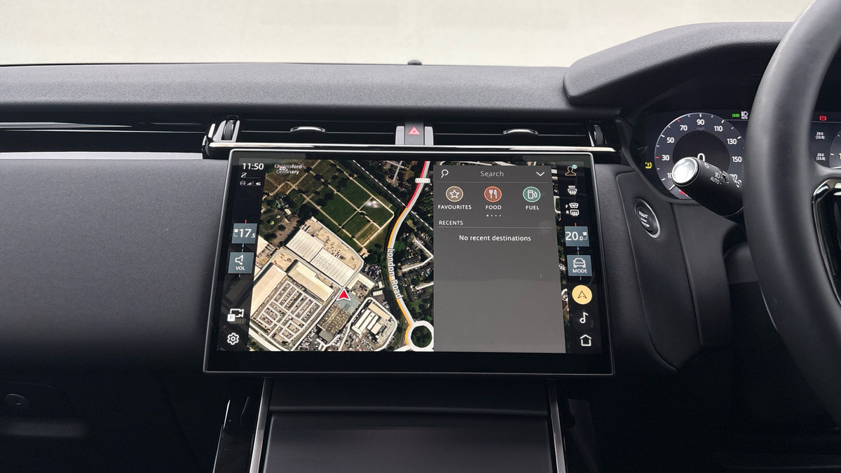 Used Land Rover Range Rover Velar 2024 for sale - 76368743: Photo 17