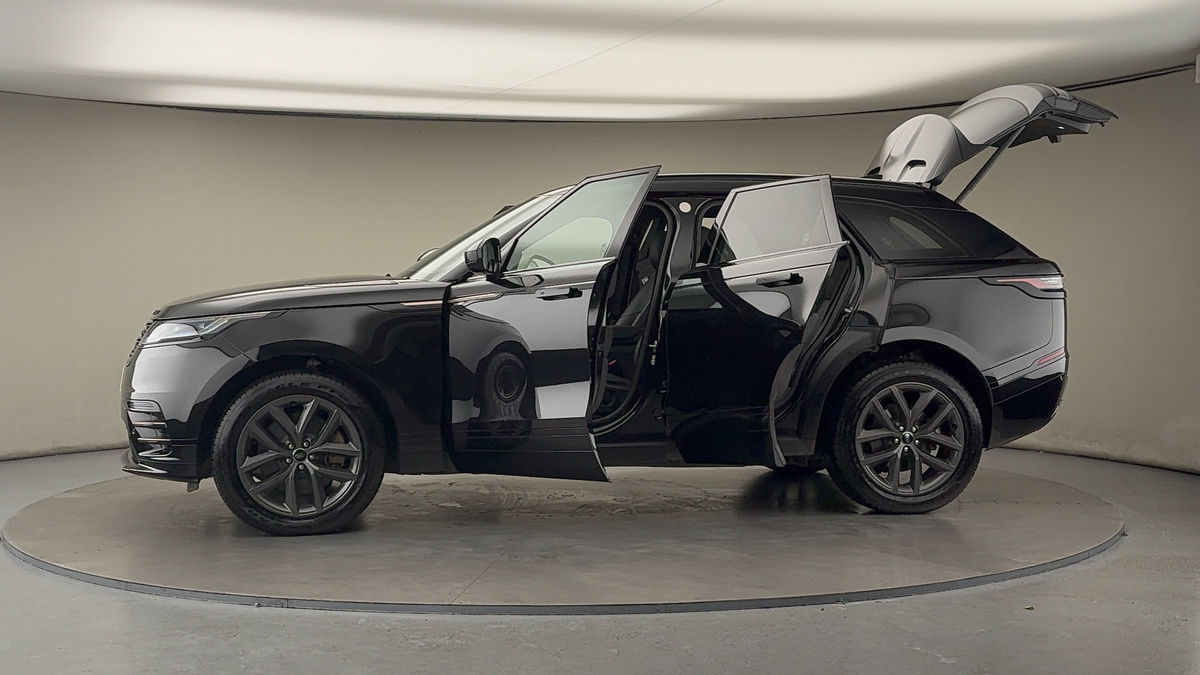 Used Land Rover Range Rover Velar 2024 for sale - 76368743: Photo 47