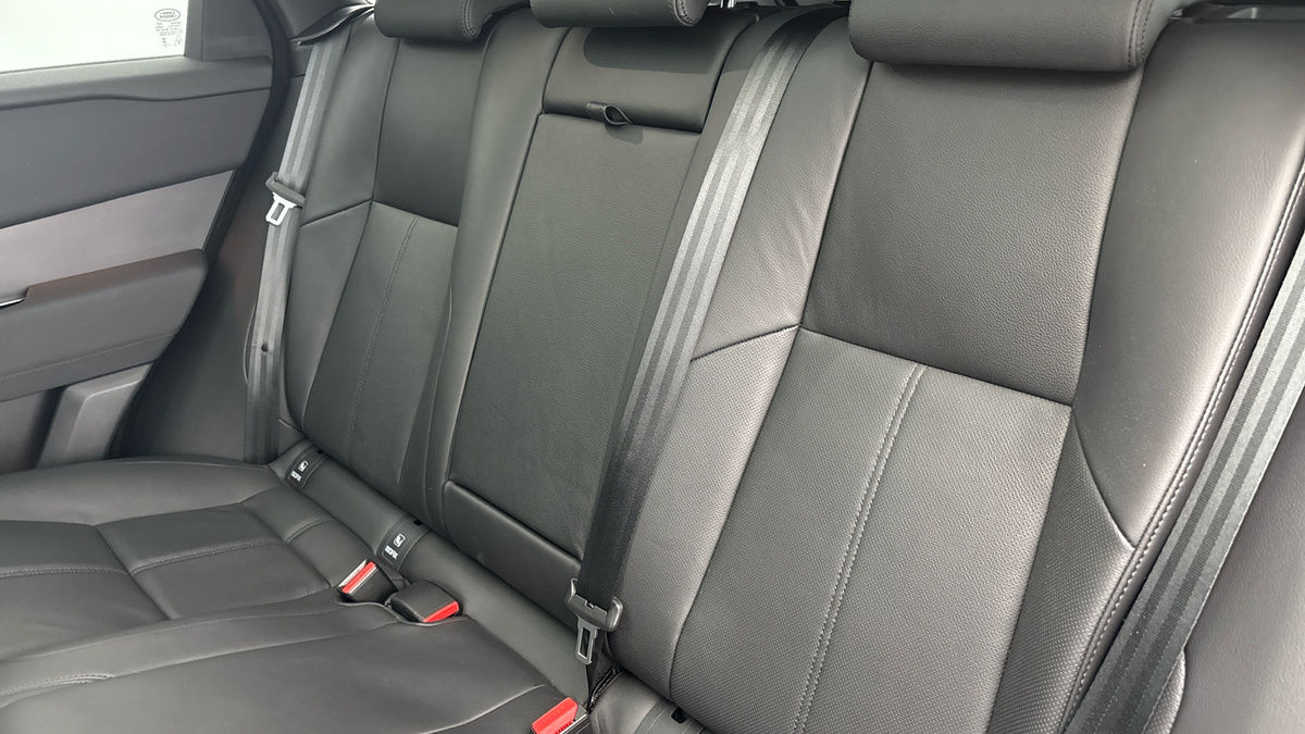 Used Land Rover Range Rover Velar 2024 for sale - 76368743: Photo 8