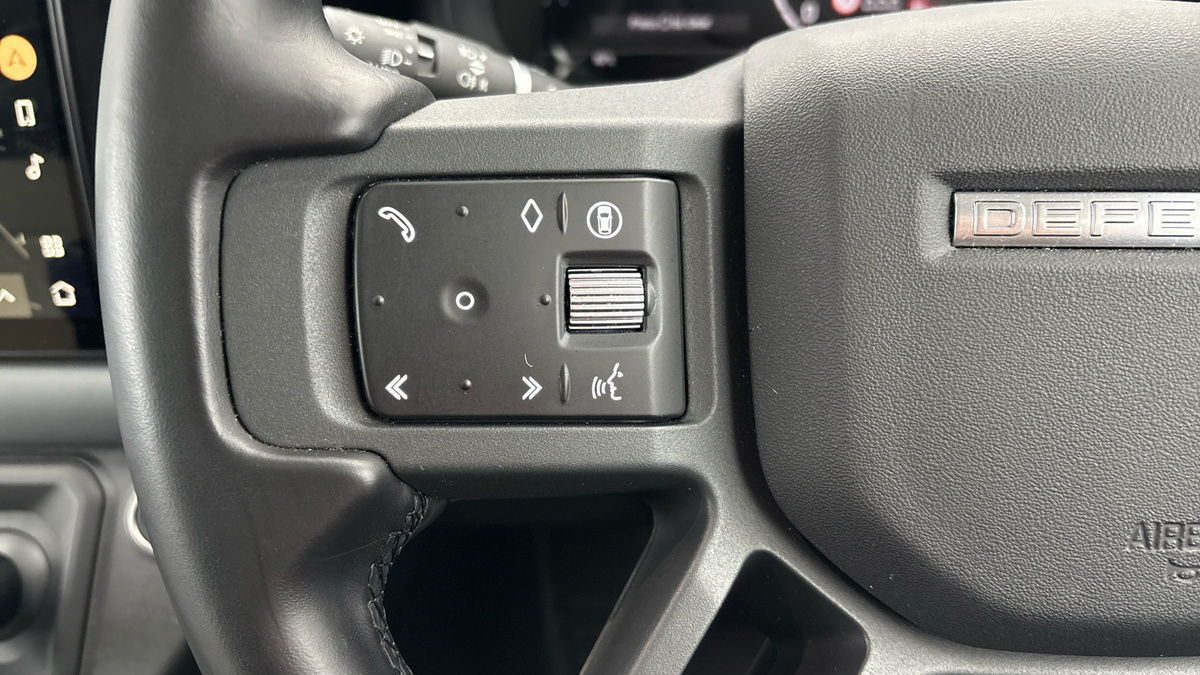 Used Land Rover Defender 2024 for sale - 77494474: Photo 13