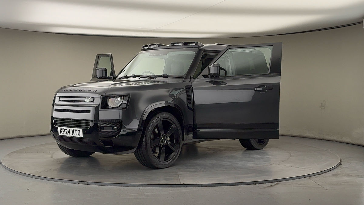 Used Land Rover Defender 2024 for sale - 77494474: Photo 50