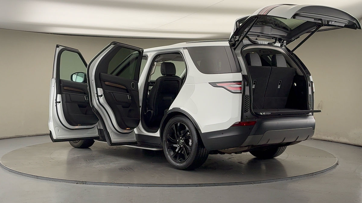 Used Land Rover Discovery 2018 for sale - 76148517: Photo 45