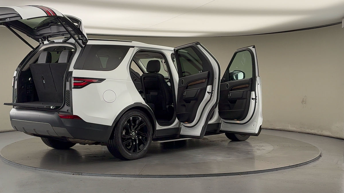 Used Land Rover Discovery 2018 for sale - 76148517: Photo 60