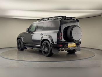 Used Land Rover Defender 110 2025 for sale - 76040258: Photo
