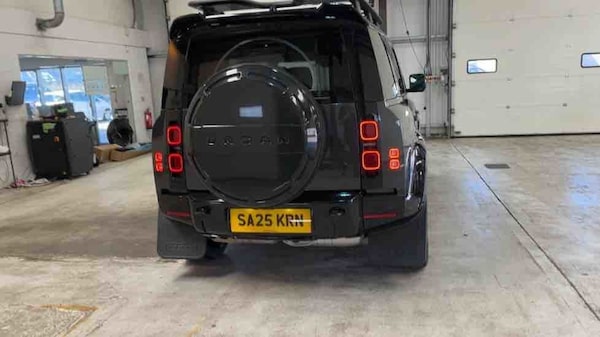 Used Land Rover Defender 110 2025 for sale - 76040258: Photo 67
