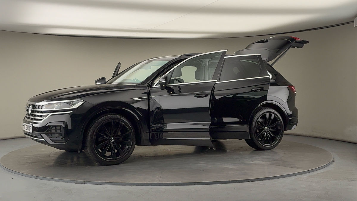Used Volkswagen Touareg 2023 for sale - 76334532: Photo 49