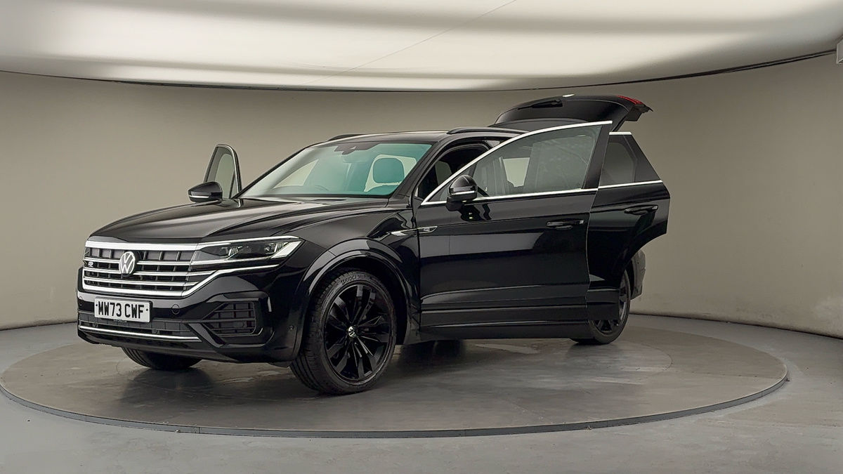 Used Volkswagen Touareg 2023 for sale - 76334532: Photo 50