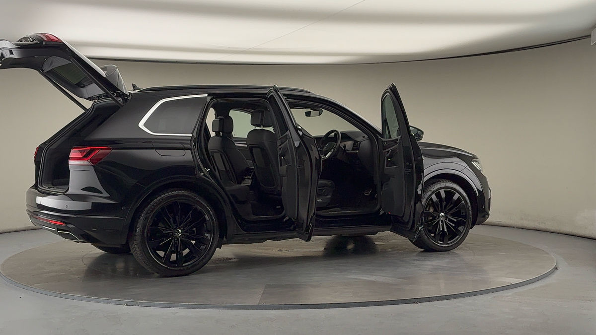 Used Volkswagen Touareg 2023 for sale - 76334532: Photo 58