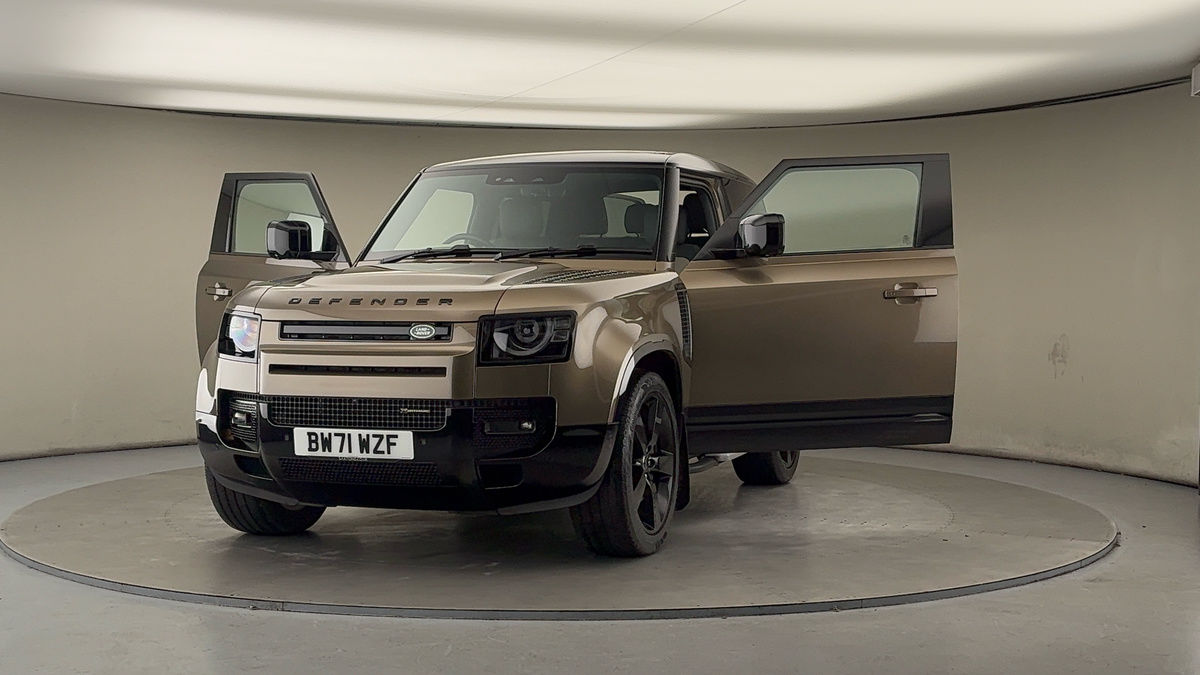 Used Land Rover Defender 2021 for sale - 76884651: Photo 50