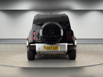 Used Land Rover Defender 110 2024 for sale - 78726663: Photo