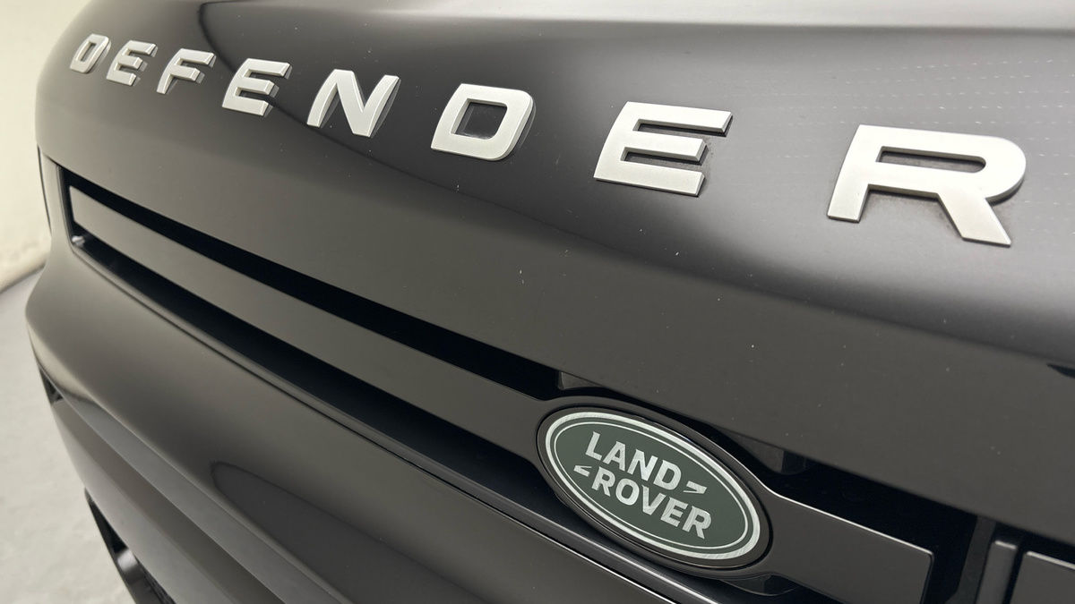 Used Land Rover Defender 110 2022 for sale - 77548021: Photo 24