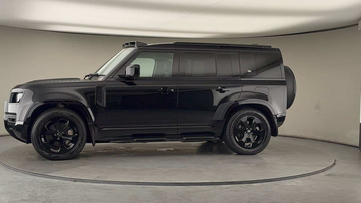 Used Land Rover Defender 110 2022 for sale - 77548021: Photo 29