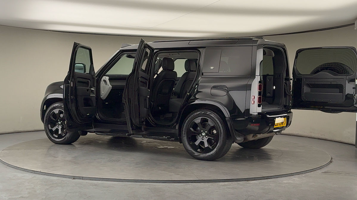 Used Land Rover Defender 110 2022 for sale - 77548021: Photo 46