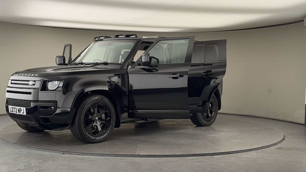 Used Land Rover Defender 110 2022 for sale - 77548021: Photo 50