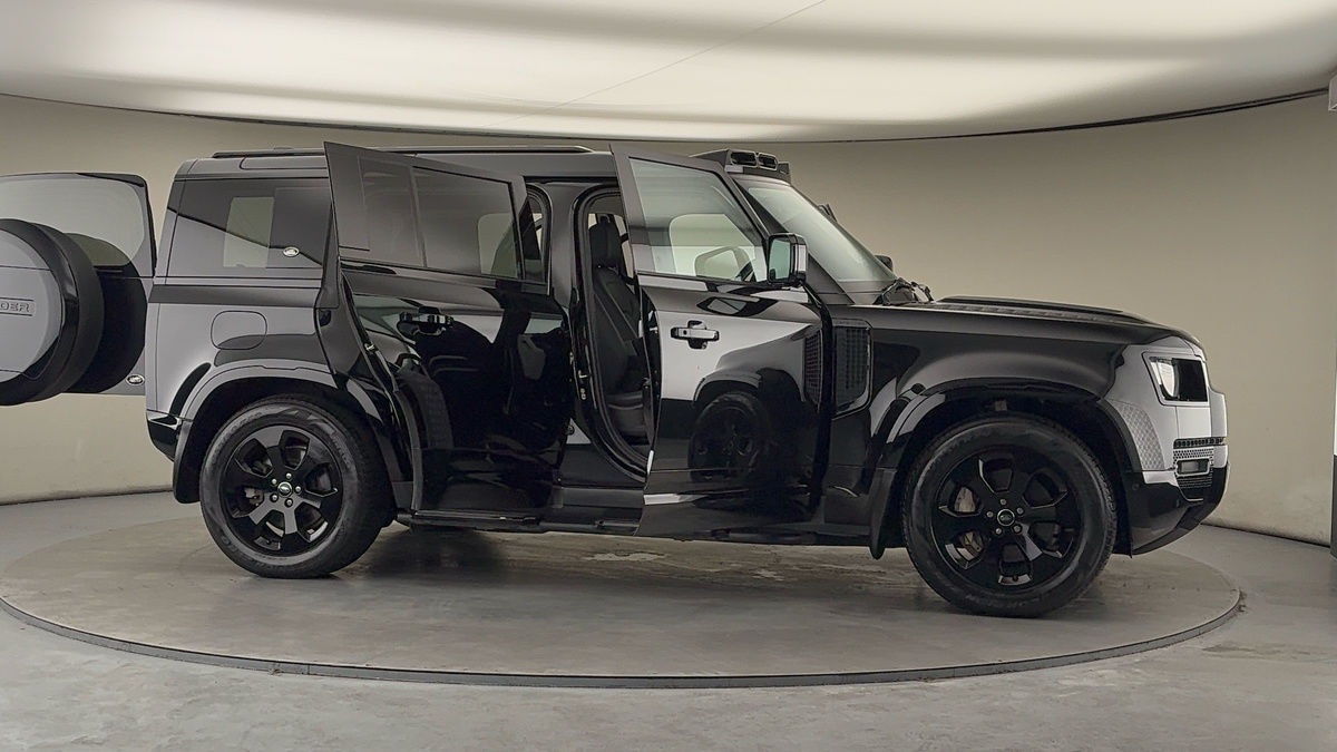 Used Land Rover Defender 110 2022 for sale - 77548021: Photo 56