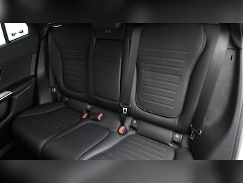 Used Mercedes-Benz GLC 2023 for sale - 75560619: Photo