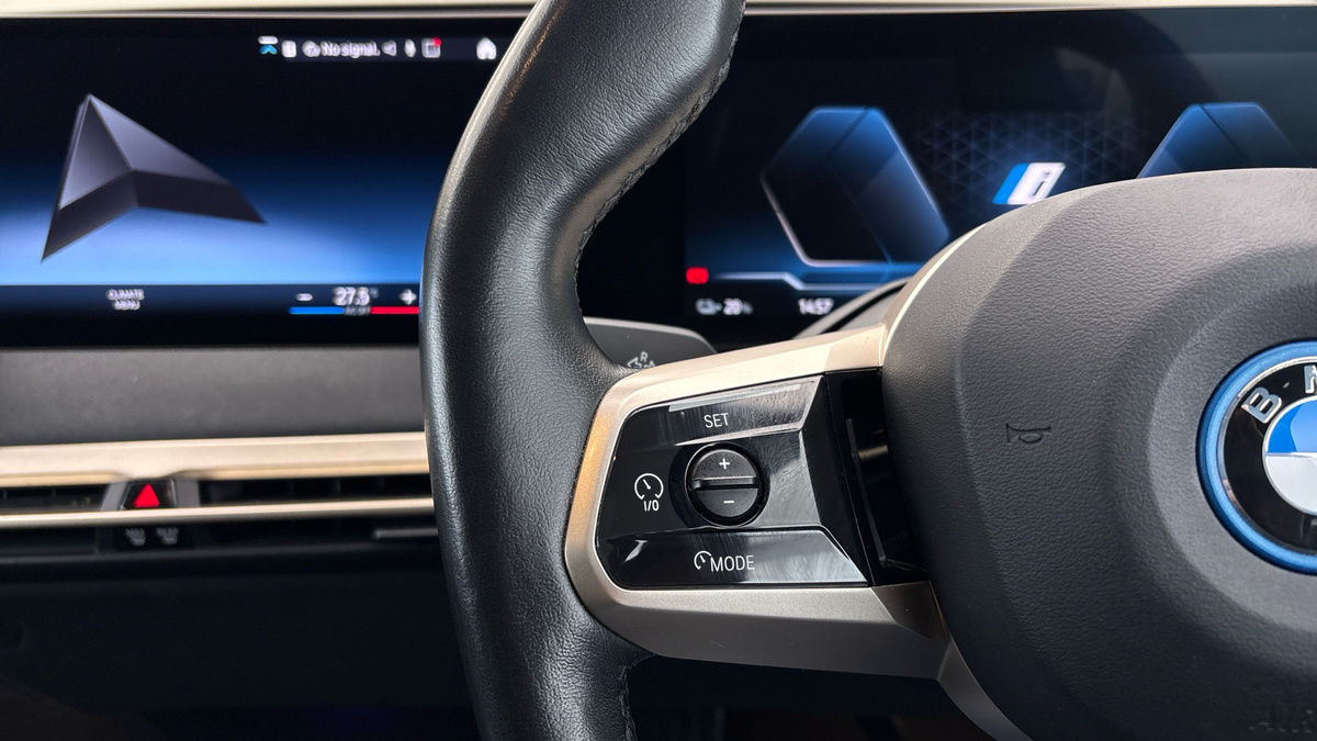 Used BMW iX 2022 for sale - 78182400: Photo 13