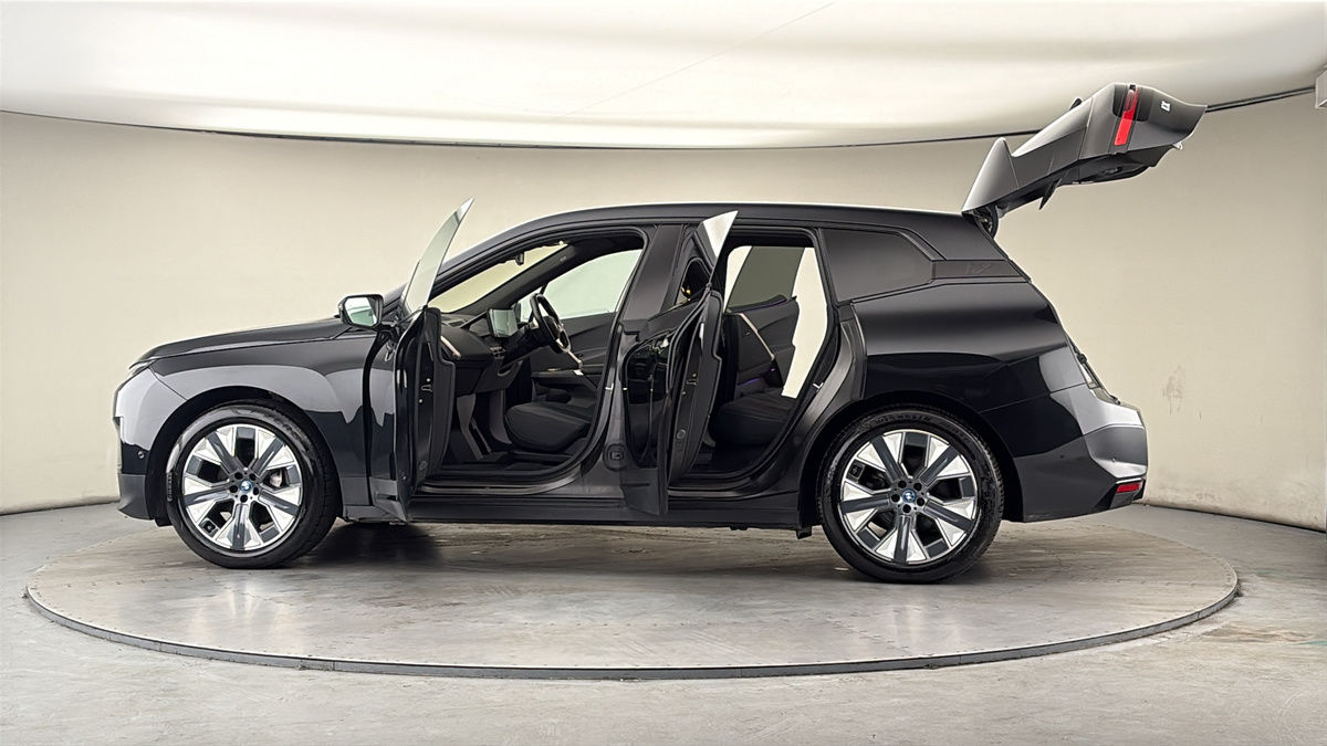 Used BMW iX 2022 for sale - 78182400: Photo 46