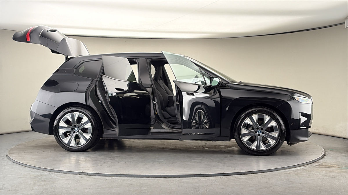 Used BMW iX 2022 for sale - 78182400: Photo 55