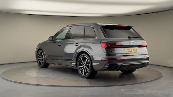 Used Audi Q7 2023 for sale - 76148518: Photo 2