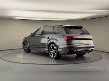 Used Audi Q7 2023 for sale - 76148518: Photo