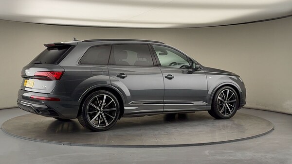 Used Audi Q7 2023 for sale - 76148518: Photo 39